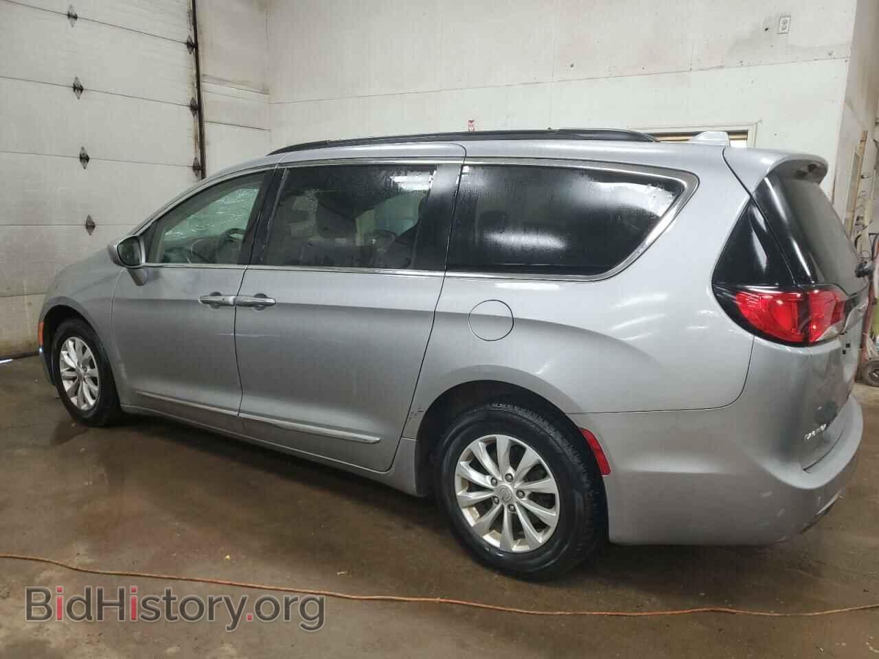 2017 CHRYSLER PACIFICA - VIN: 2C4RC1BG3HR821500 - Фото 2
