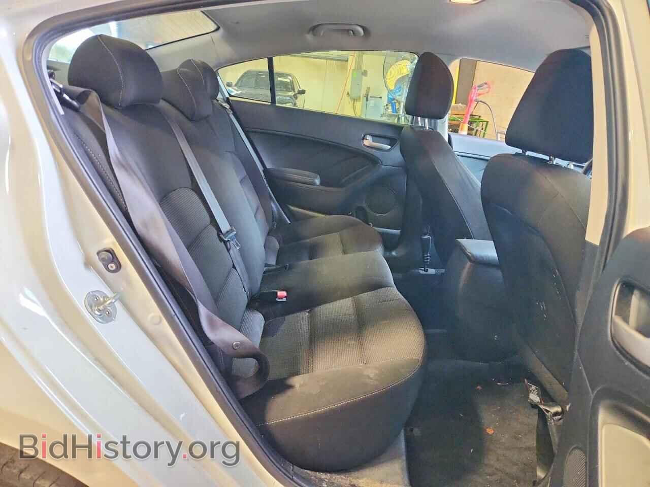 2017 KIA FORTE - VIN: 3KPFK4A72HE095509 - Фото 10