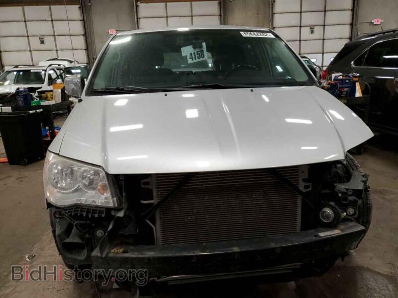 2011 Chrysler MINIVAN (VIN 2A4RR8DG5BR677423) — photo 5 of 14