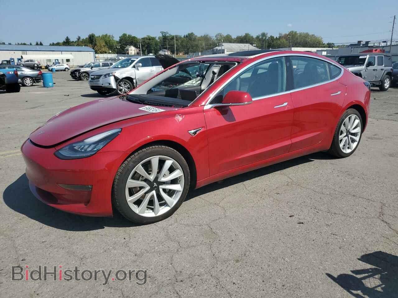 Фотография 5YJ3E1EB3JF115922 - TESLA MODEL 3 2018