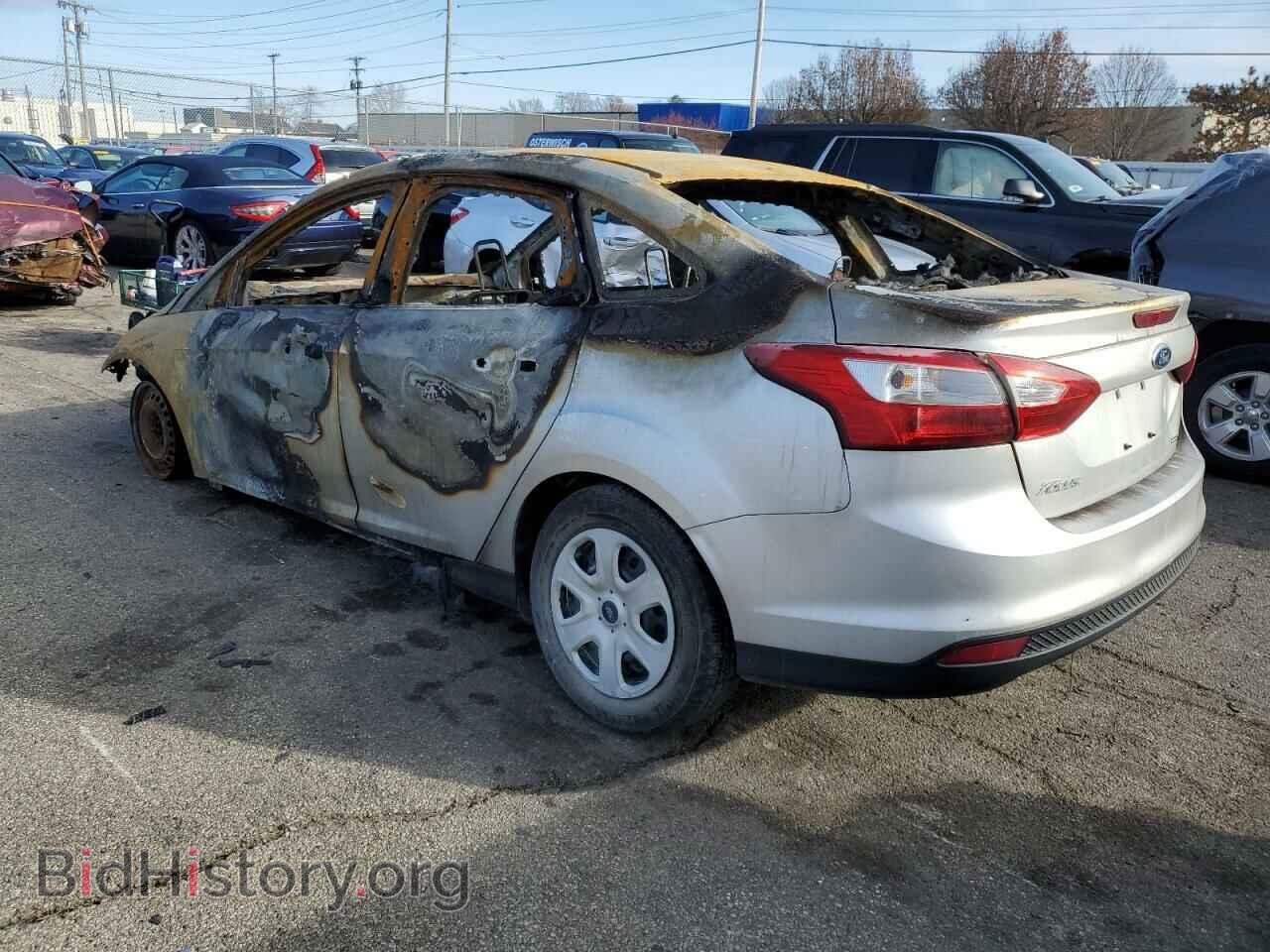 2013 FORD FOCUS - VIN: 1FADP3E27DL360997 - Фото 2