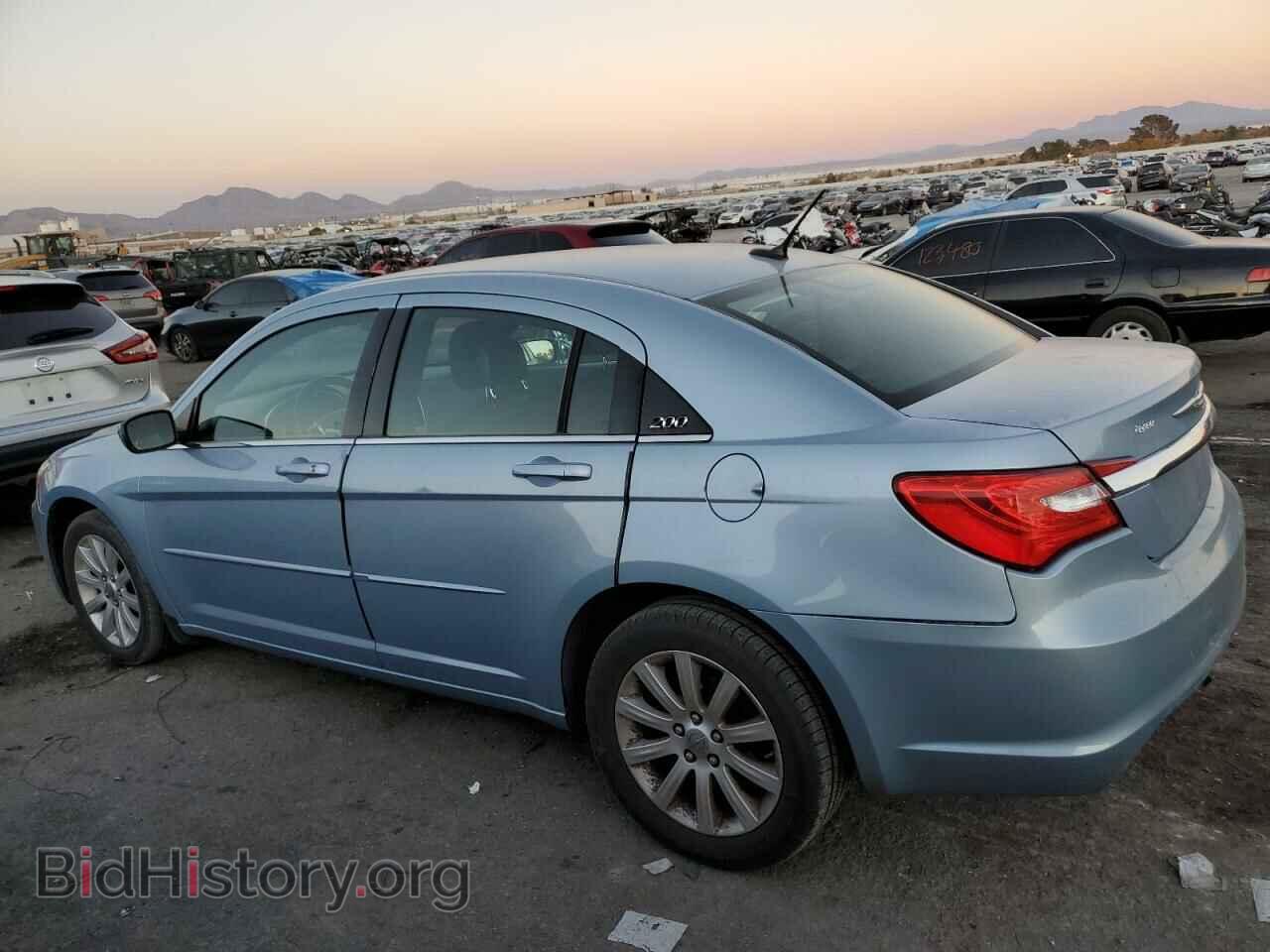 2012 CHRYSLER 200 - VIN: 1C3CCBBB2CN208021 - Фото 2
