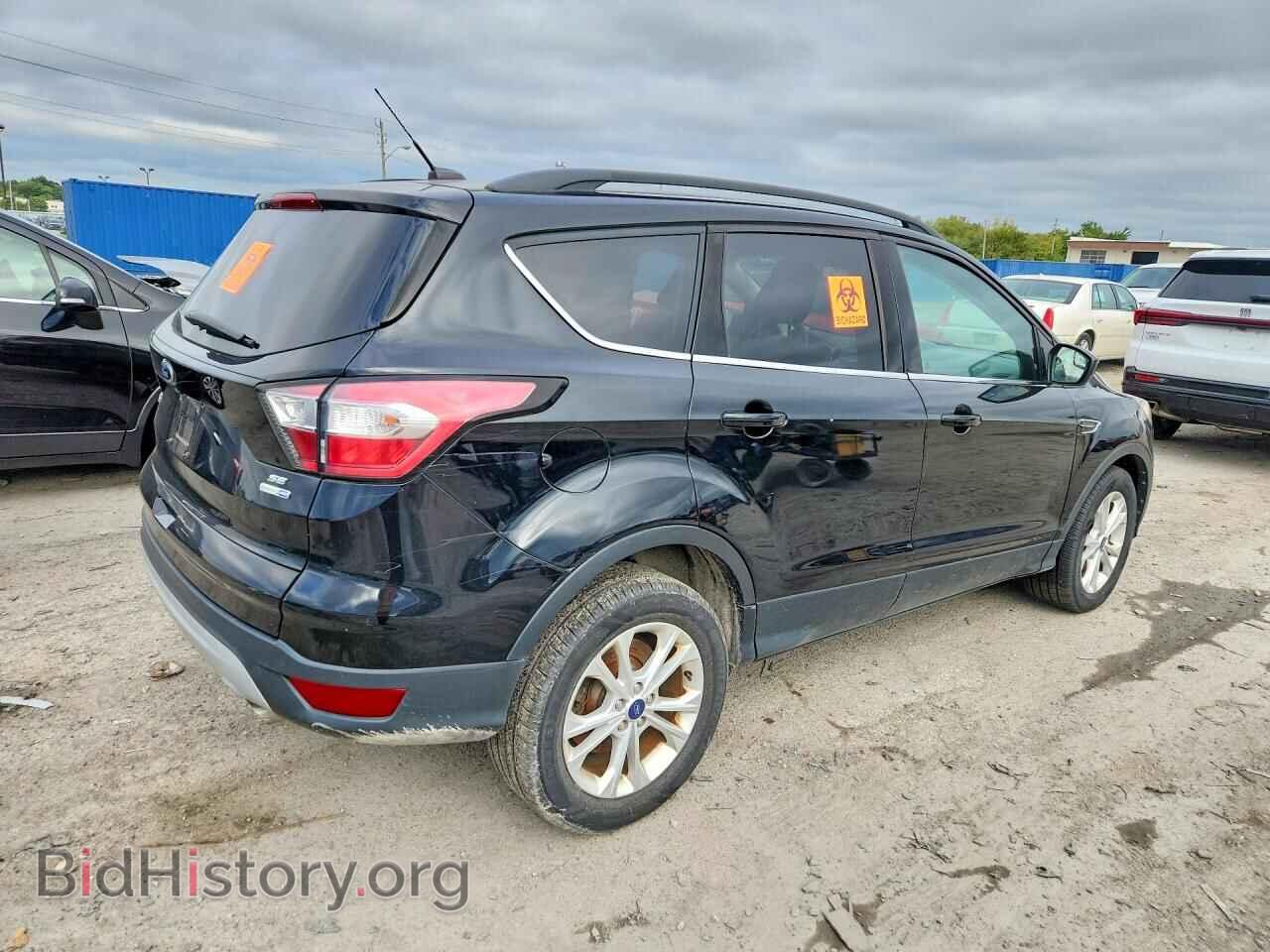 2018 FORD ESCAPE - VIN: 1FMCU9GD0JUB76082 - Фото 3