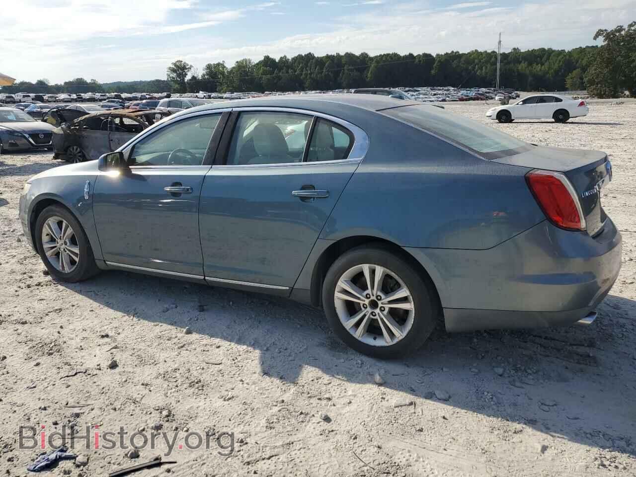 2010 LINCOLN MKS - VIN: 1LNHL9DR8AG606822 - Фото 2