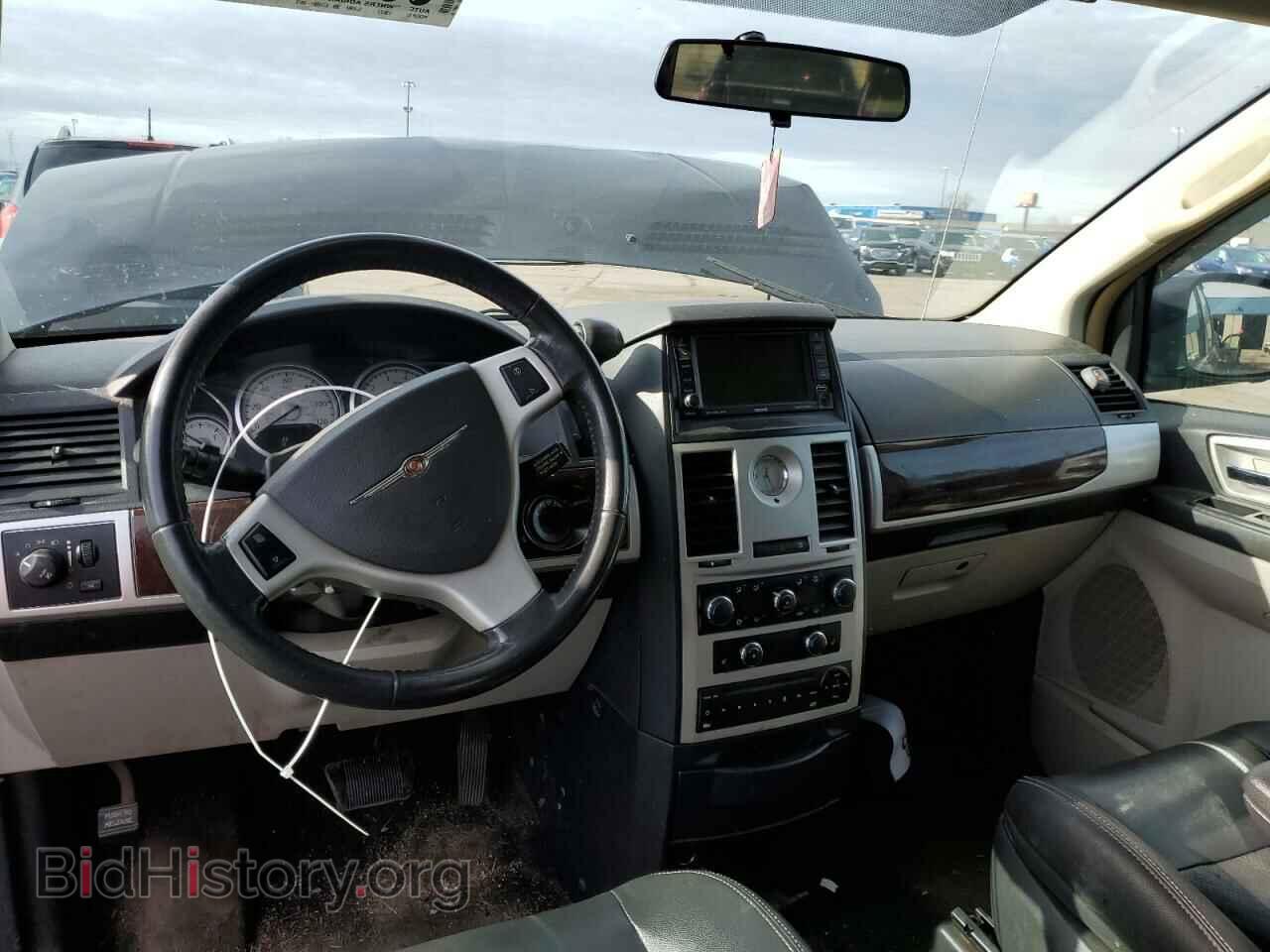 2010 CHRYSLER MINIVAN - VIN: 2A4RR8D14AR457023 - Фото 8