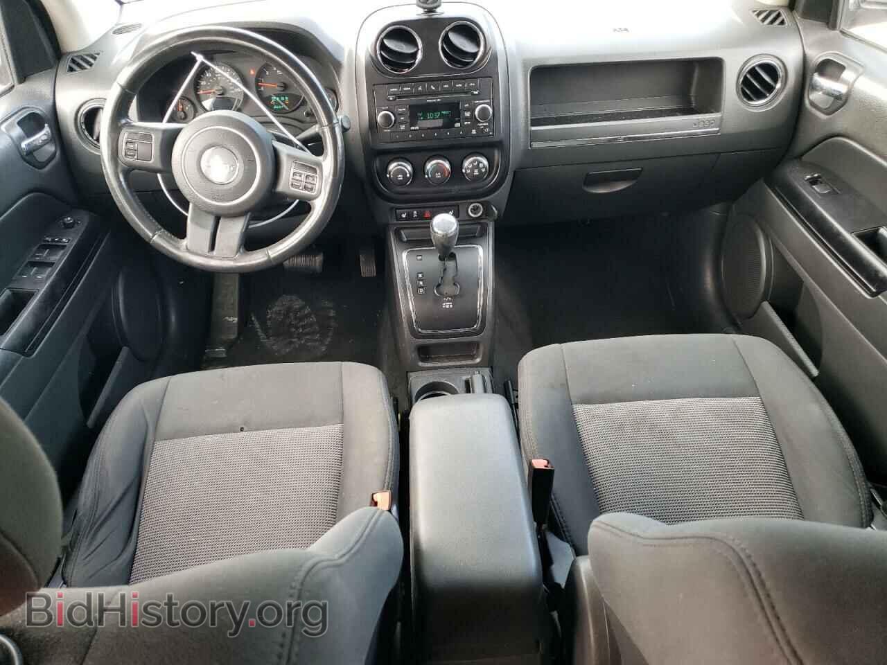 2011 JEEP COMPASS - VIN: 1J4NF1FBXBD155034 - Photo 8