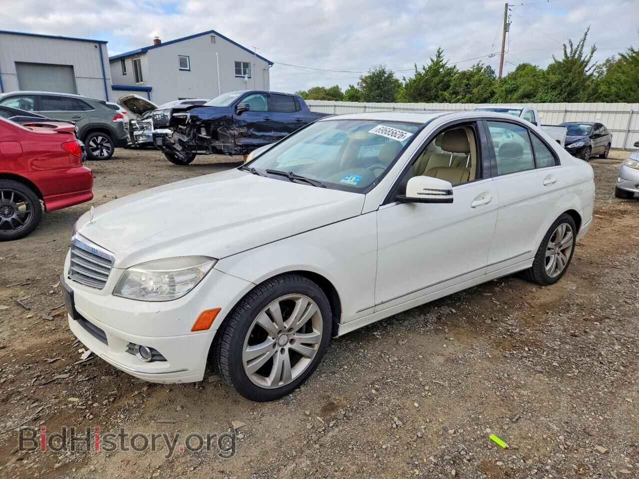 Photo WDDGF8BBXAR128131 - MERCEDES-BENZ C-CLASS 2010
