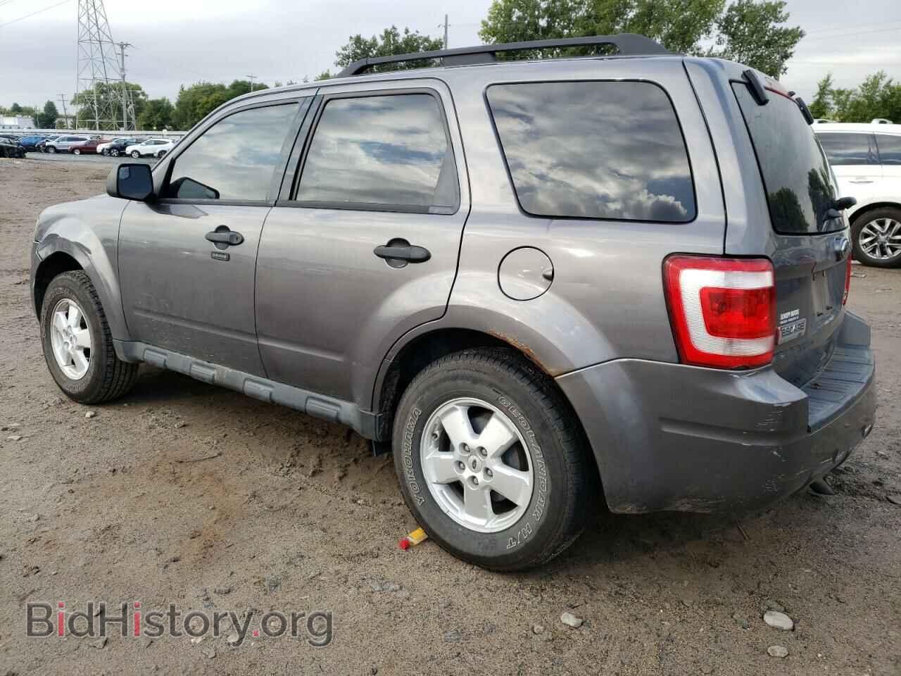 2011 FORD ESCAPE - VIN: 1FMCU9DG8BKB20595 - Фото 2