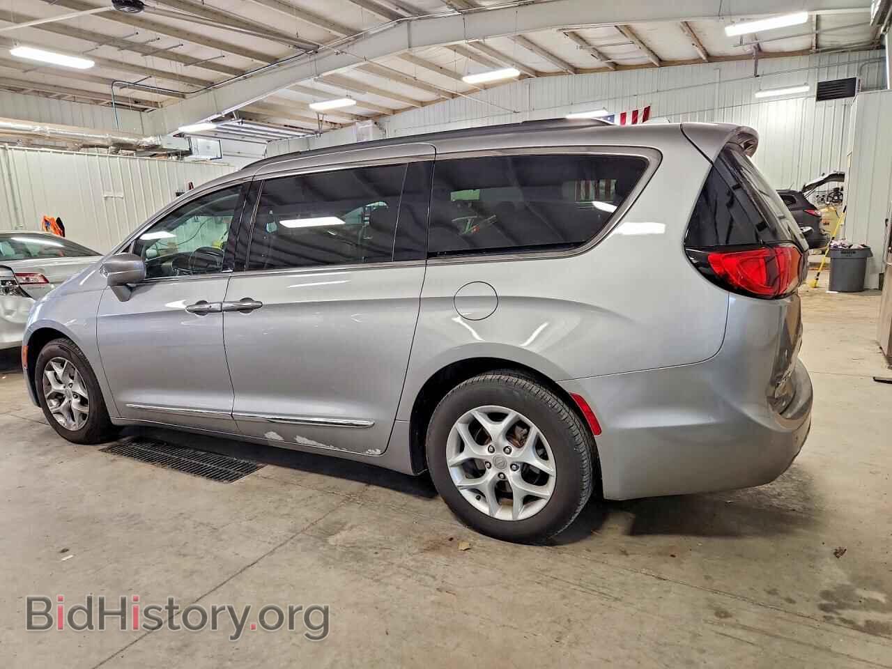 2017 CHRYSLER PACIFICA - VIN: 2C4RC1BG9HR669836 - Photo 2