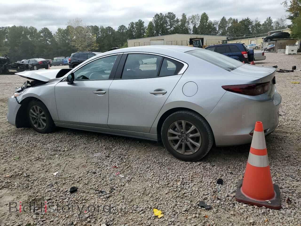 2021 MAZDA 3 - VIN: JM1BPAA71M1329635 - Photo 2