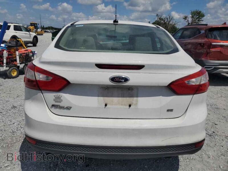 2012 Ford FOCUS (VIN 1FAHP3F24CL126668) — photo 6 of 15