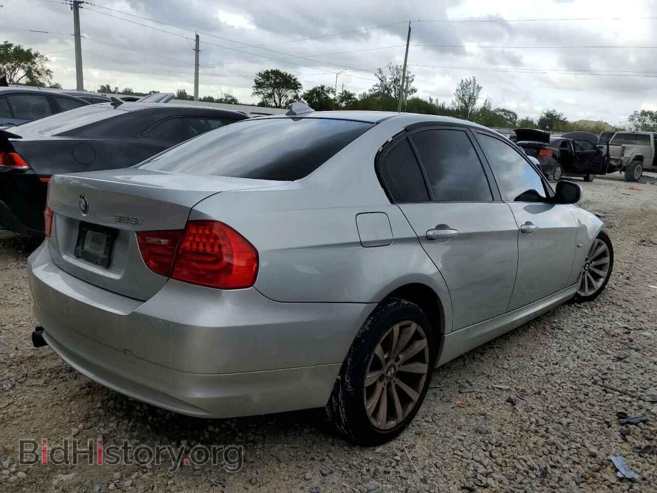 2011 BMW 3 SERIES - VIN: WBAPH7C58BE679526 - Фото 3