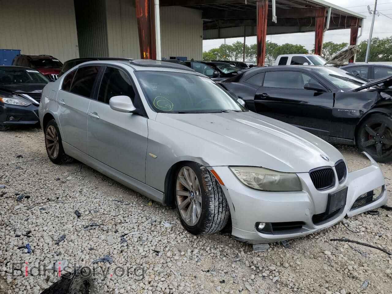 2011 BMW 3 SERIES - VIN: WBAPH7C58BE679526 - Фото 4