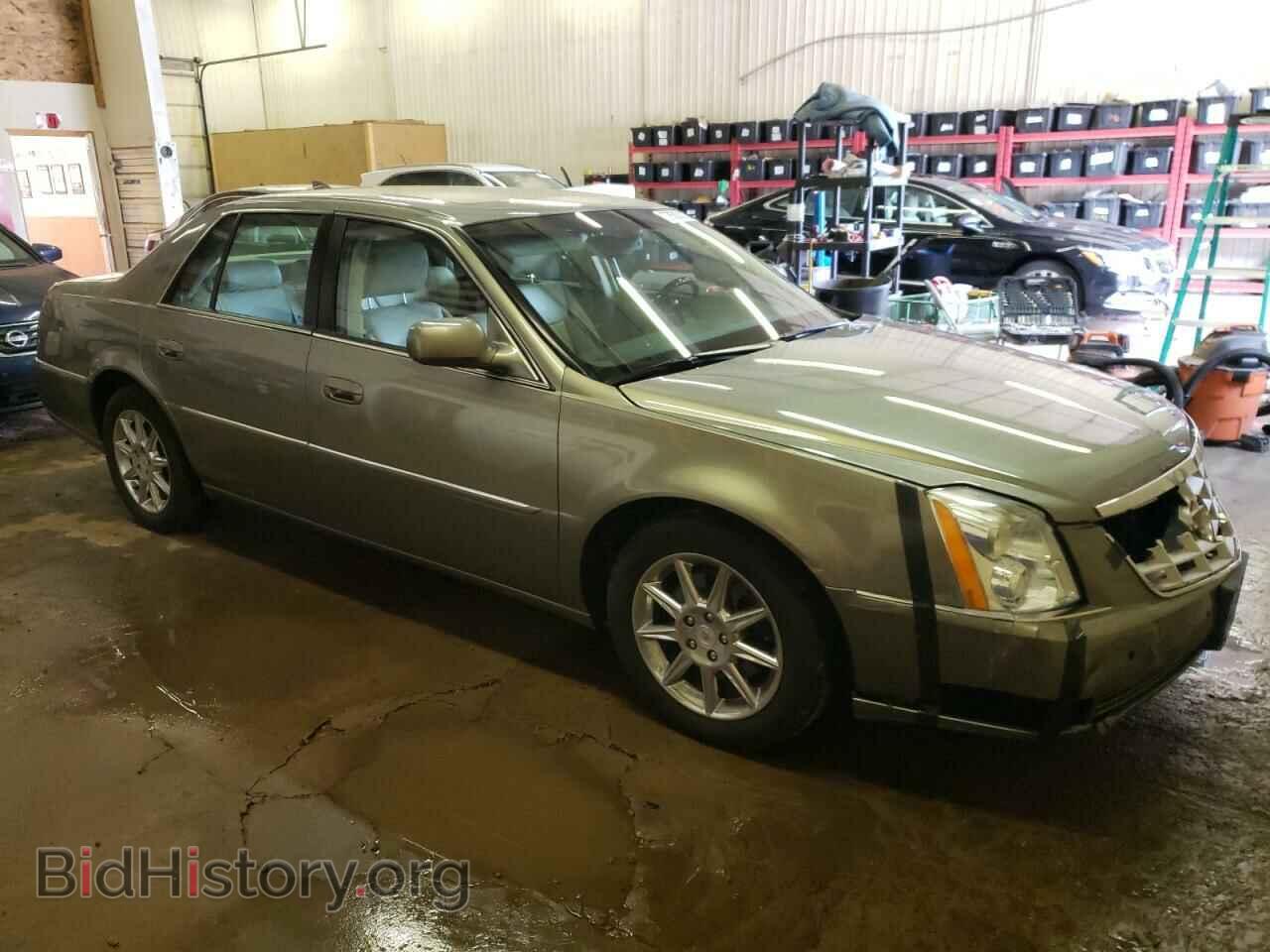2011 CADILLAC DTS - VIN: 1G6KD5E68BU112471 - Фото 4
