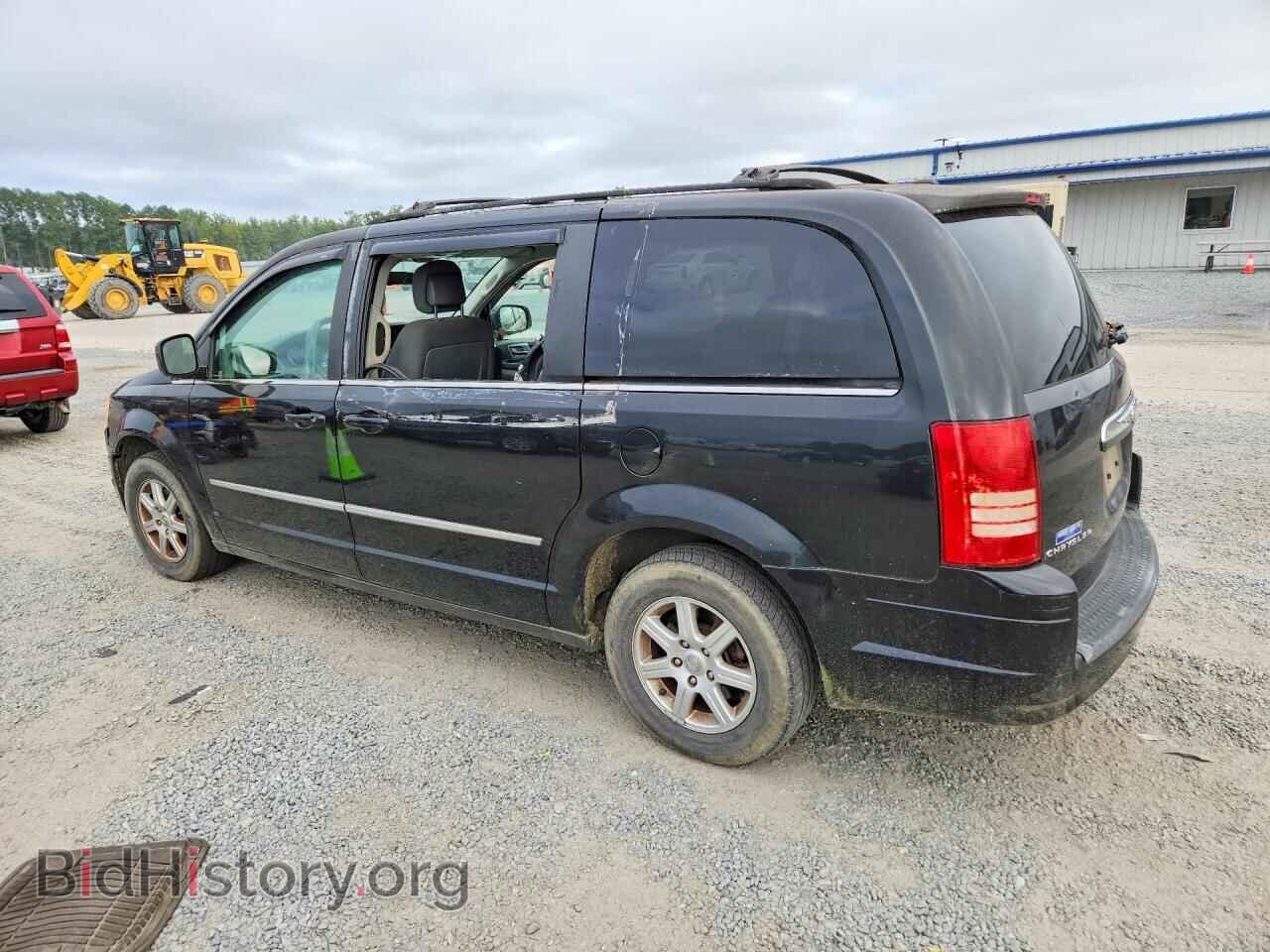 2010 CHRYSLER MINIVAN - VIN: 2A4RR5D14AR432265 - Photo 2
