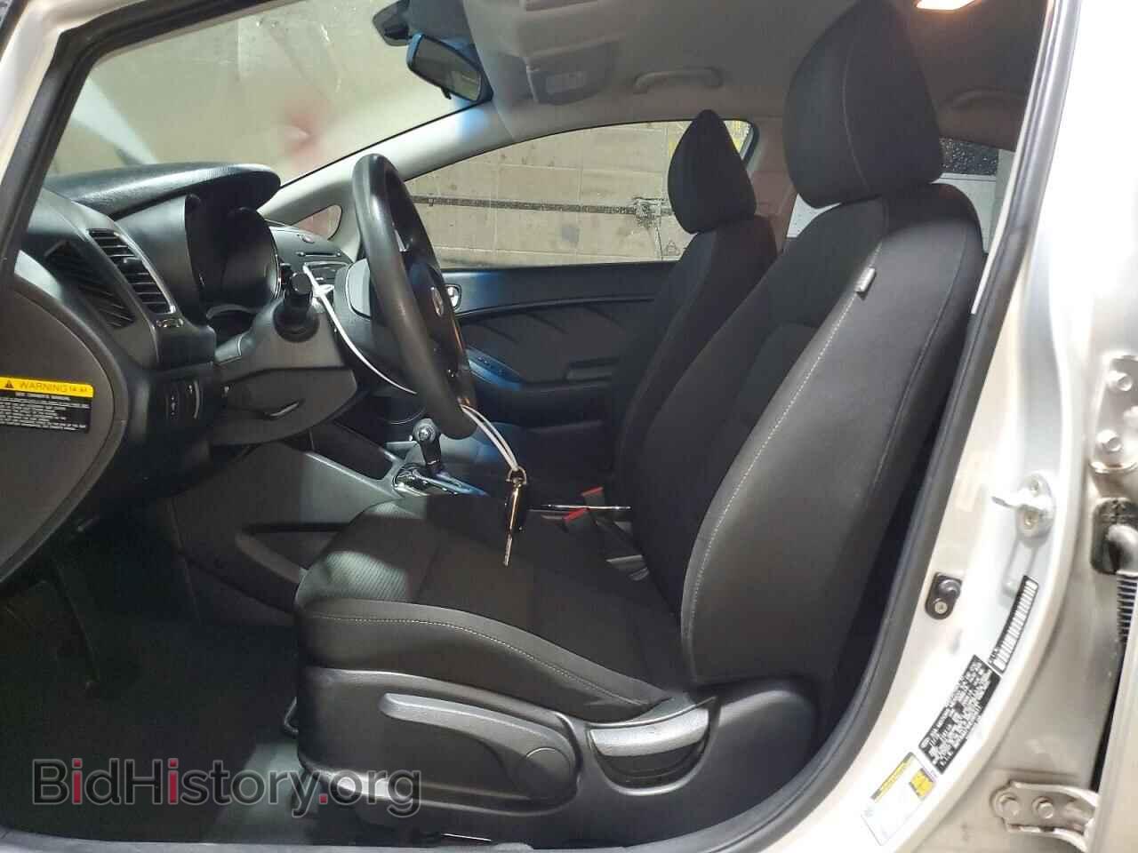 2017 KIA FORTE - VIN: 3KPFK4A79HE085611 - Photo 7