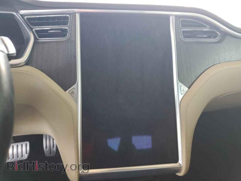 2013 Tesla MODEL S (VIN 5YJSA1DP5DFP07055) — фото 9 из 14
