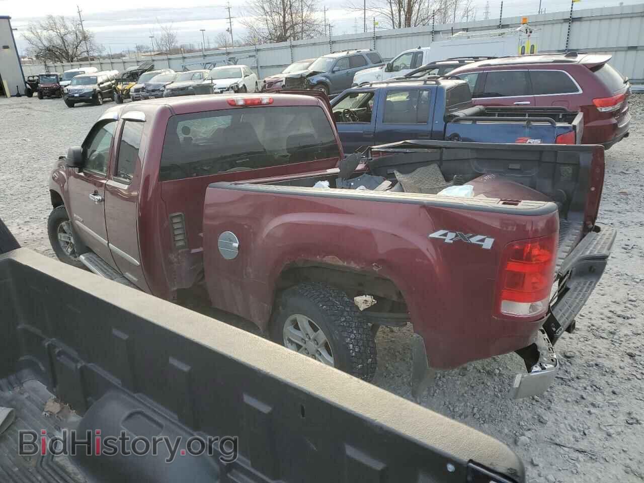 2013 GMC SIERRA - VIN: 1GTR2VE70DZ111251 - Фото 2