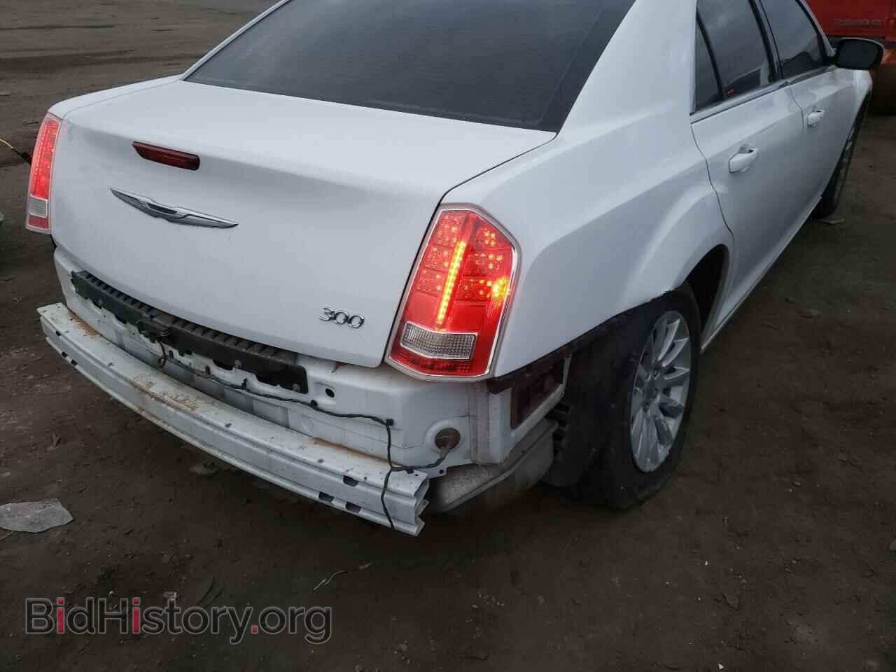 2014 CHRYSLER 300 - VIN: 2C3CCAAG3EH327473 - Фото 9