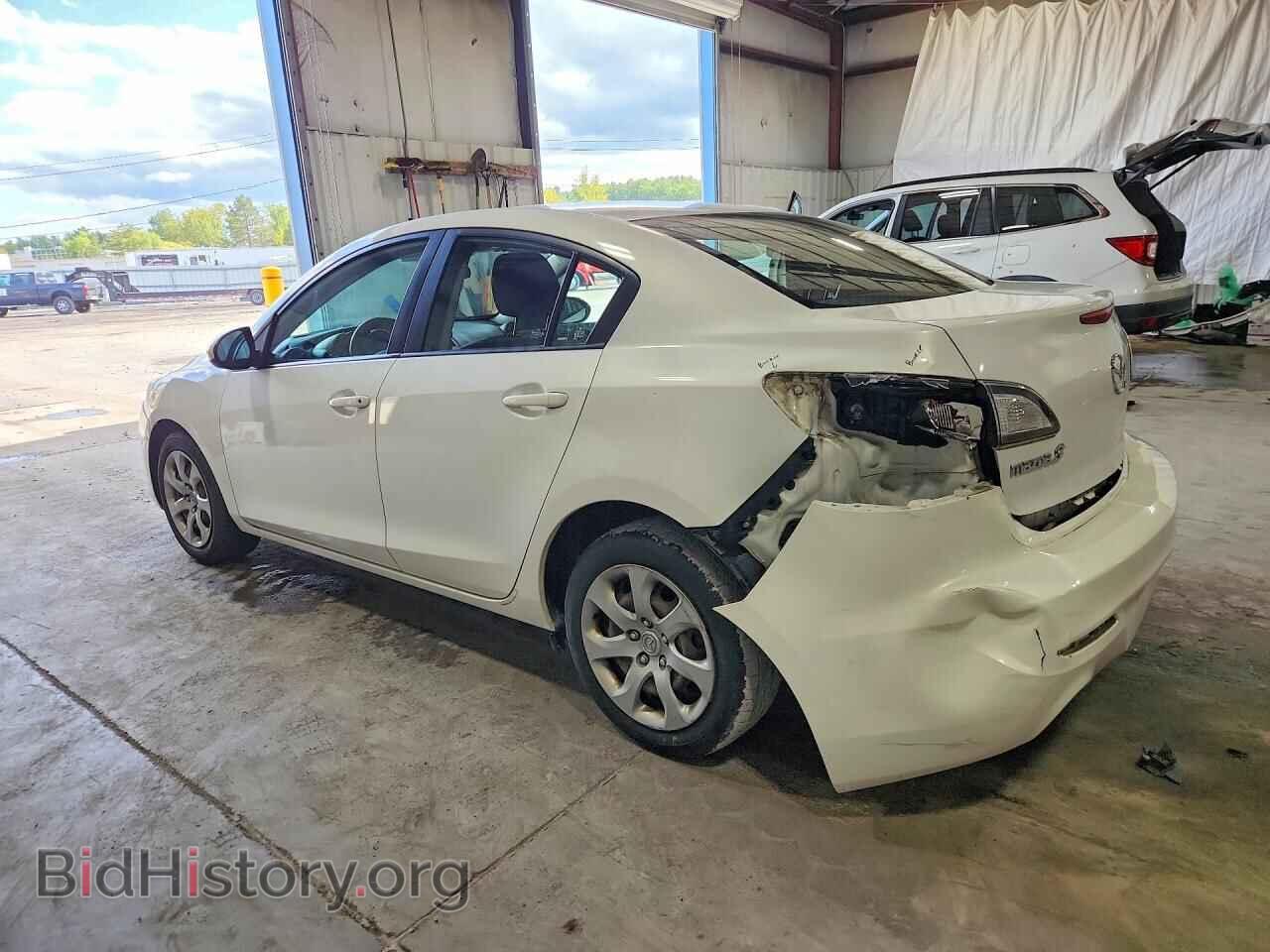 2013 MAZDA 3 - VIN: JM1BL1UP3D1750165 - Фото 2