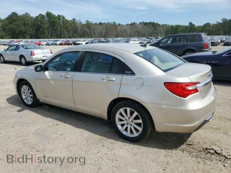 2013 Chrysler 200 (VIN 1C3CCBBBXDN765910) — photo 2 of 12