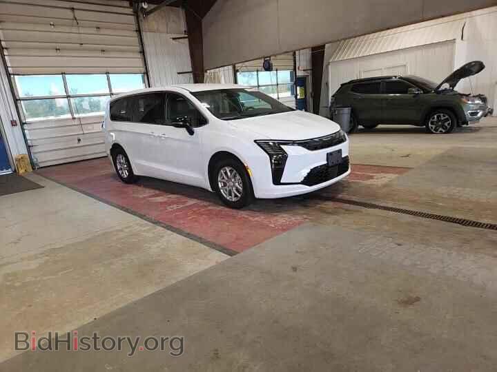 2027 CHRYSLER PACIFICA - VIN: 2C4RC1BG0VR594004 - Photo 14