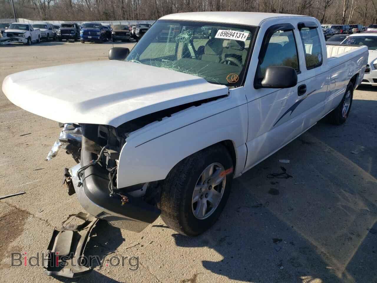 2007 CHEVROLET SILVERADO - VIN: 1GCEC19V17E152500 - Photo 2