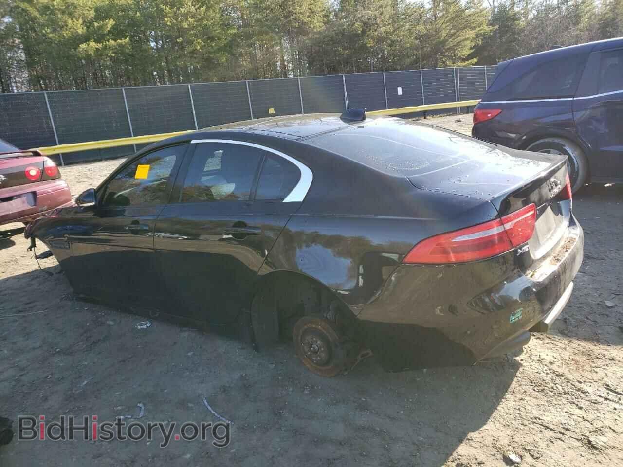 2017 JAGUAR XE - VIN: SAJAJ4BV3HCP16100 - Фото 2