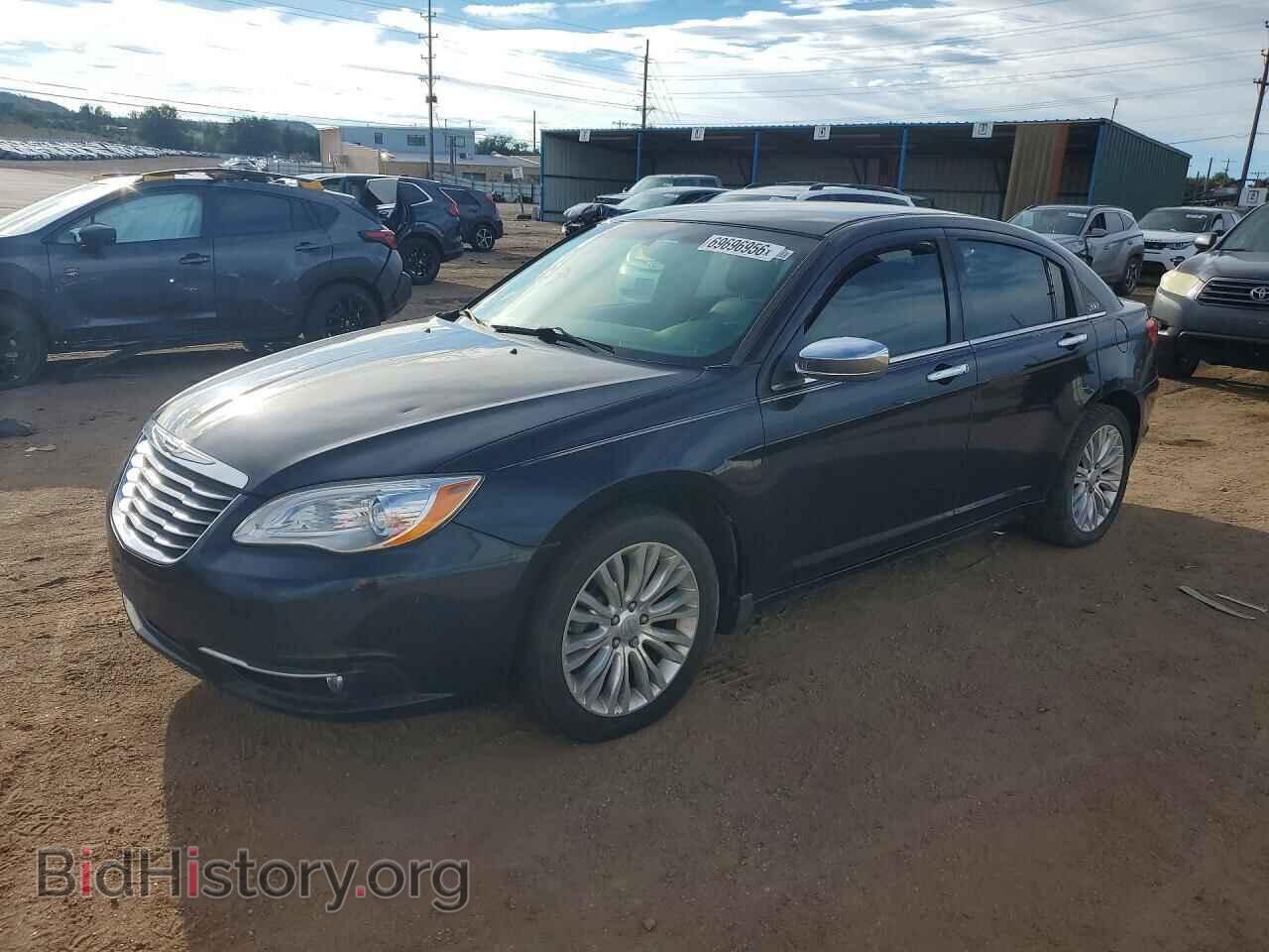 Photo 1C3BC2FB1BN595021 - CHRYSLER 200 2011