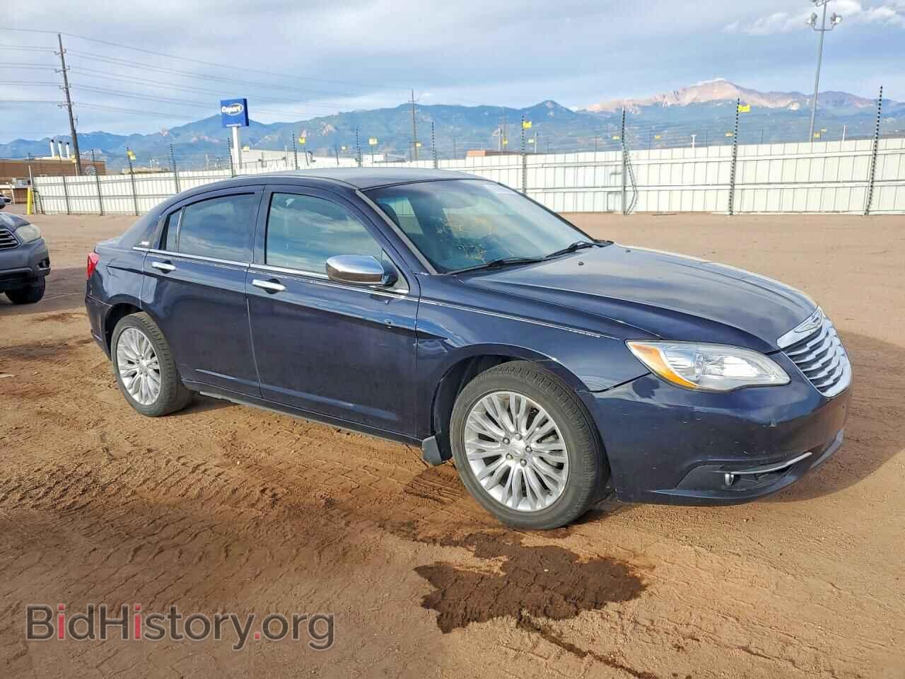 2011 CHRYSLER 200 - VIN: 1C3BC2FB1BN595021 - Photo 4