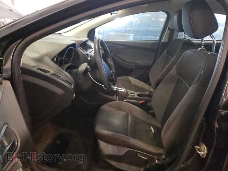 2012 Ford FOCUS (VIN 1FAHP3E28CL308925) — photo 7 of 12