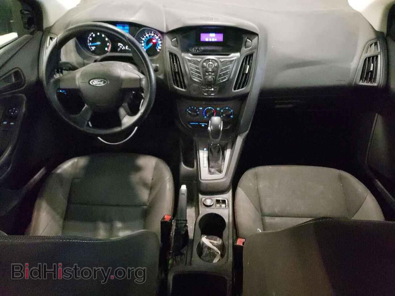 2012 Ford FOCUS (VIN 1FAHP3E28CL308925) — photo 8 of 12