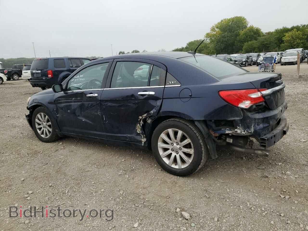2013 CHRYSLER 200 - VIN: 1C3CCBCG8DN555607 - Photo 2