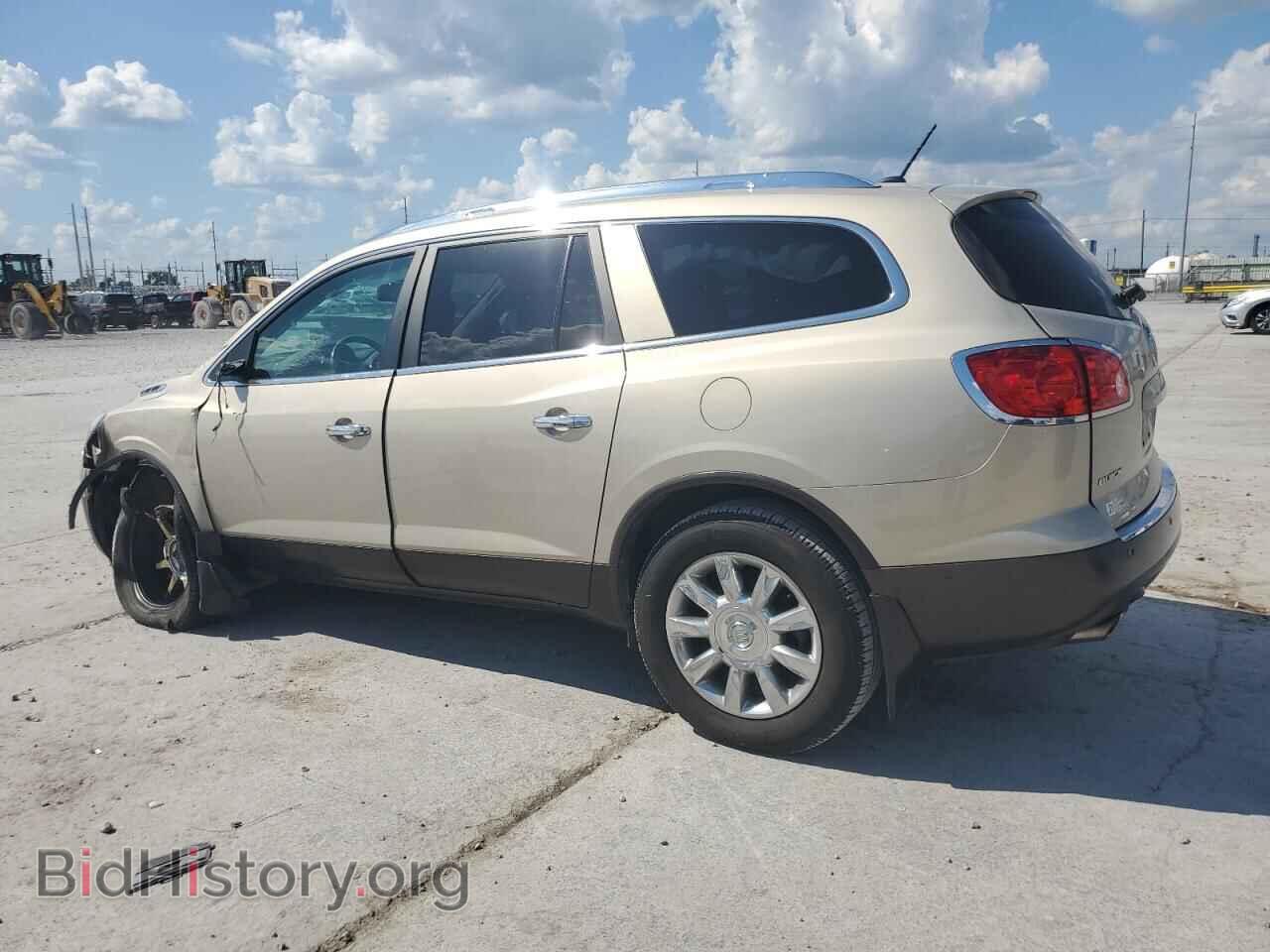 2011 BUICK ENCLAVE - VIN: 5GAKVBED7BJ405403 - Фото 2