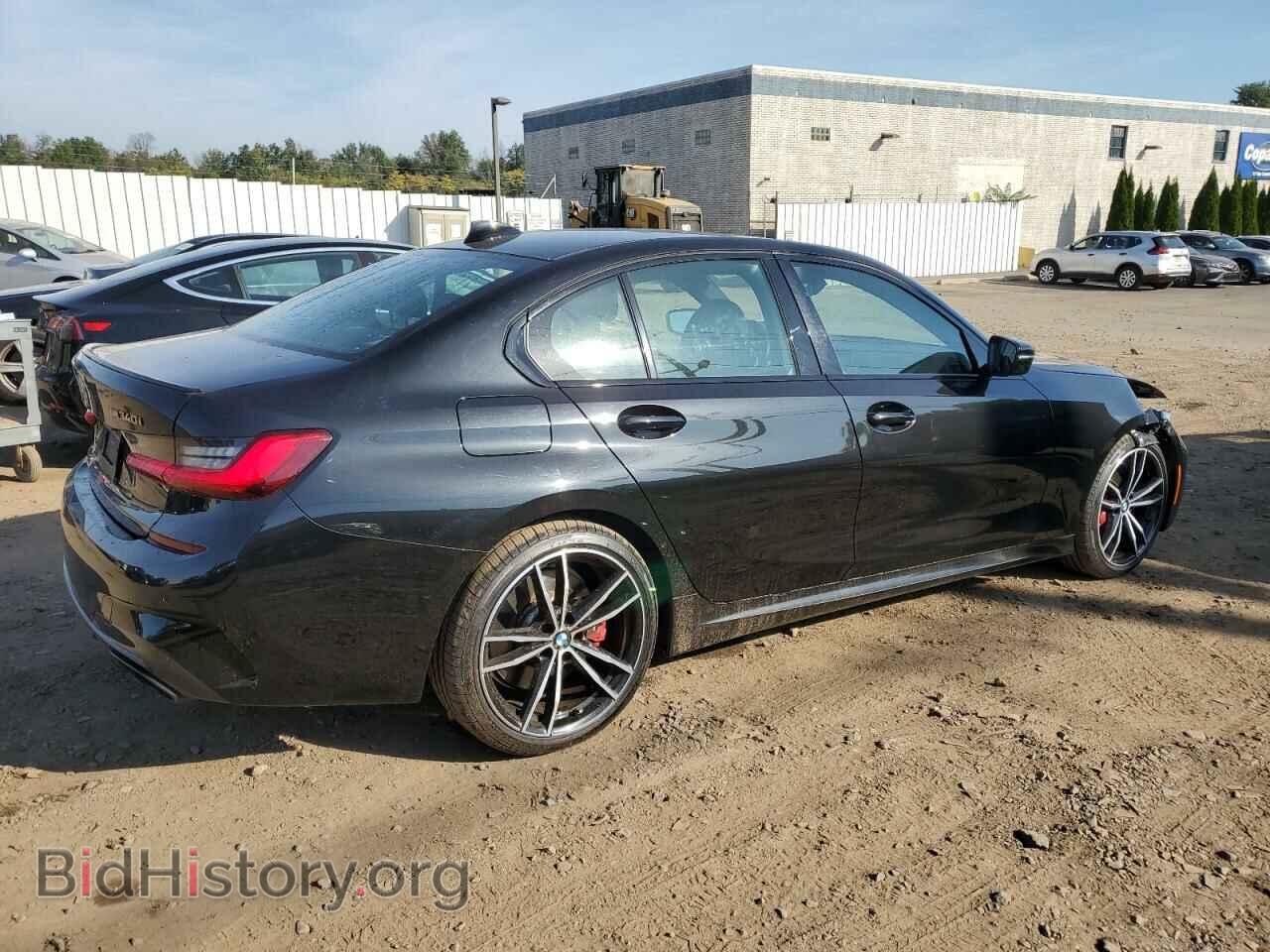 2021 BMW M3 - VIN: 3MW5U9J05M8B51017 - Photo 3