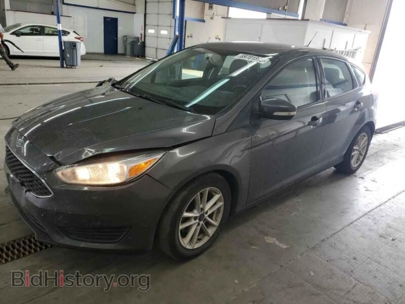 2016 Ford FOCUS SE (VIN 1FADP3K24GL392217) — фото 1 из 12, Copart, повреждение: передняя часть