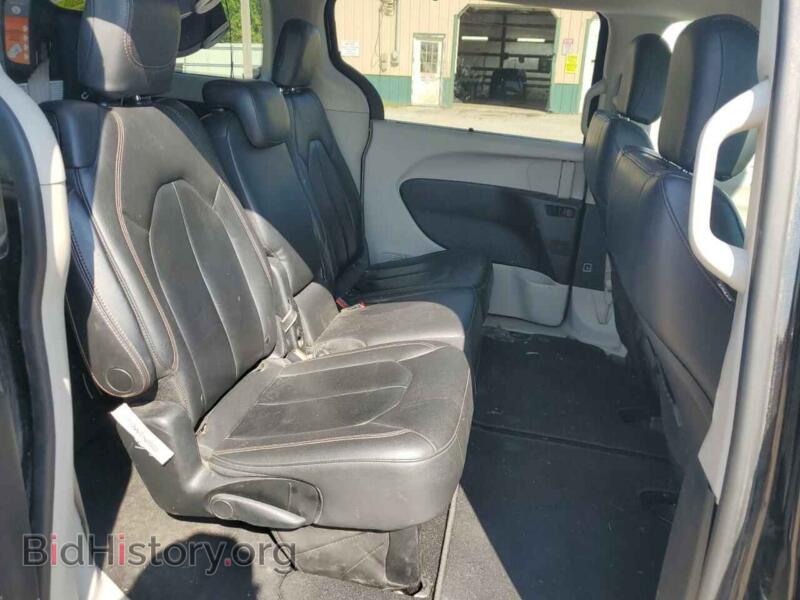 2017 Chrysler PACIFICA (VIN 2C4RC1BG5HR820851) — фото 10 из 12