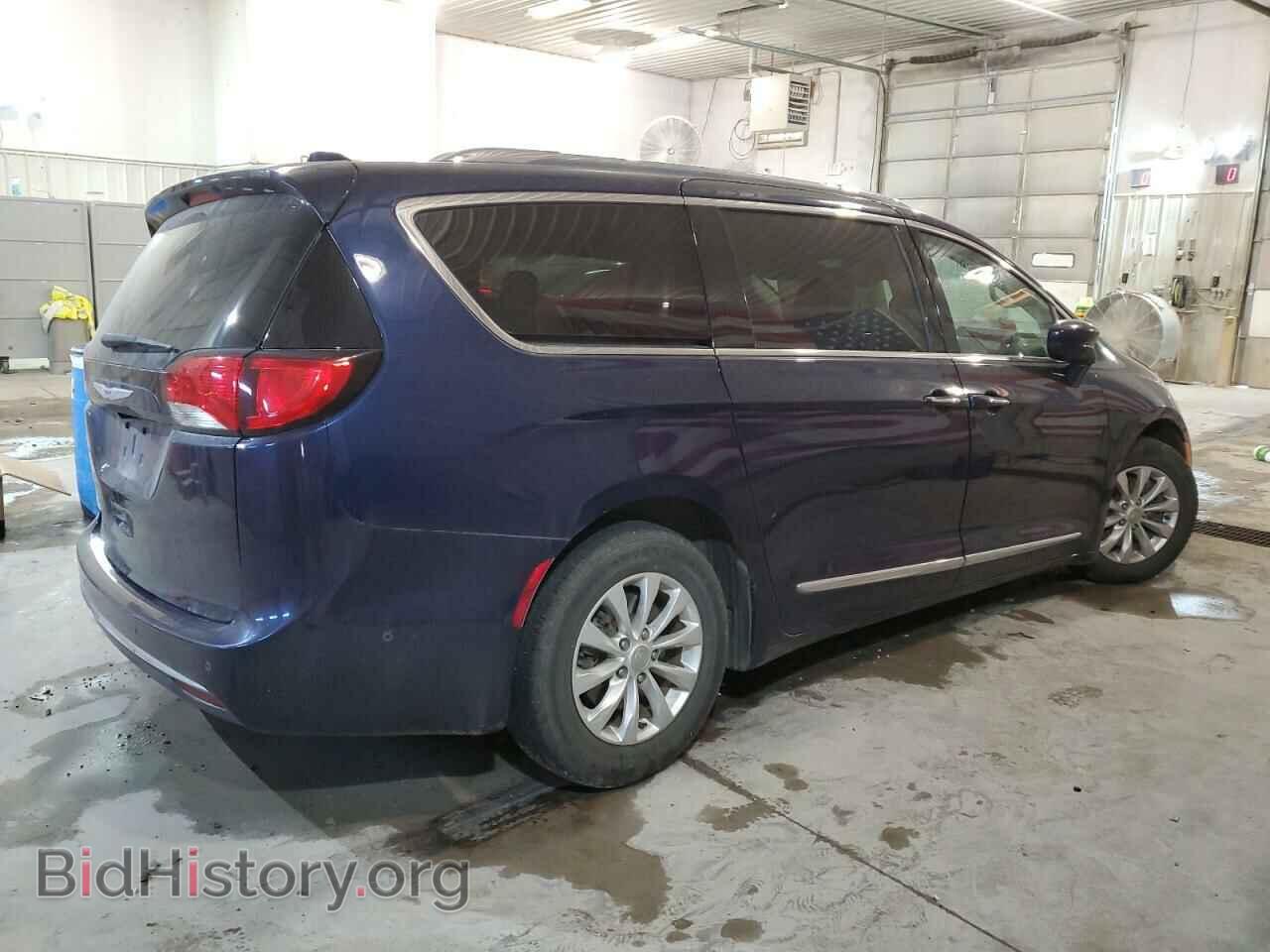 2018 CHRYSLER PACIFICA - VIN: 2C4RC1BG3JR262908 - Фото 3