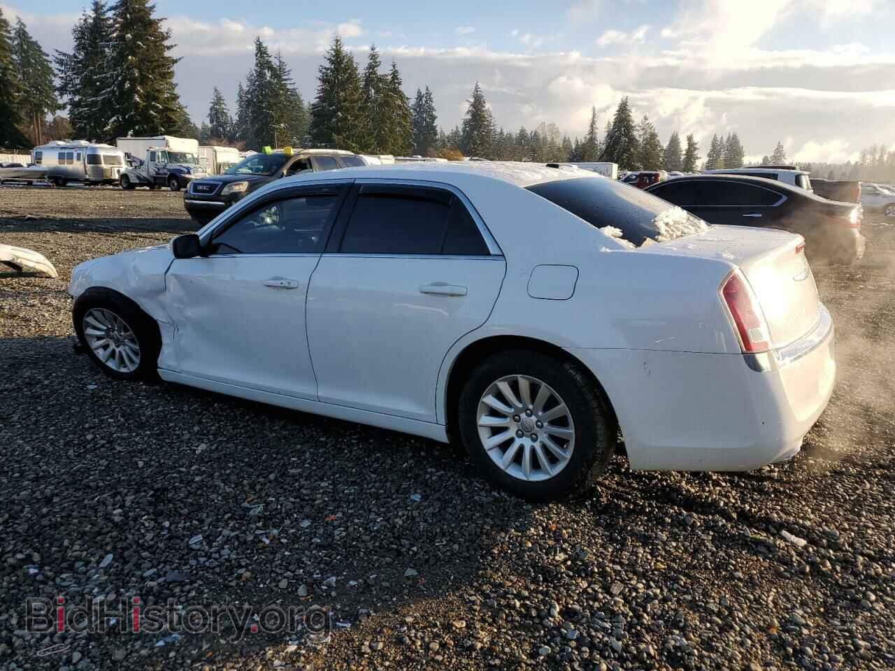2014 CHRYSLER 300 - VIN: 2C3CCAAG4EH276355 - Фото 2