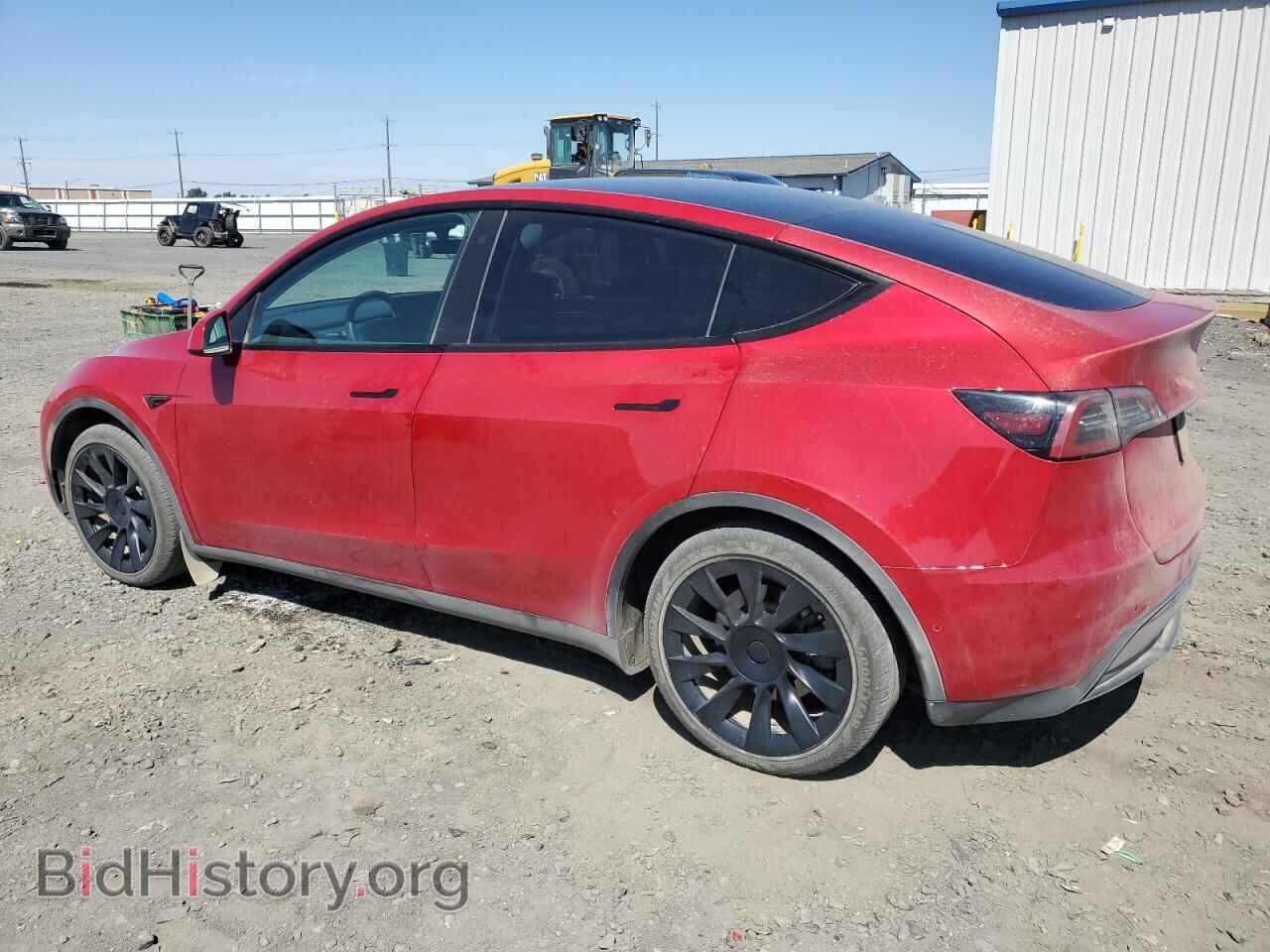 2022 TESLA MODEL Y - VIN: 7SAYGAEE6NF558360 - Фото 2