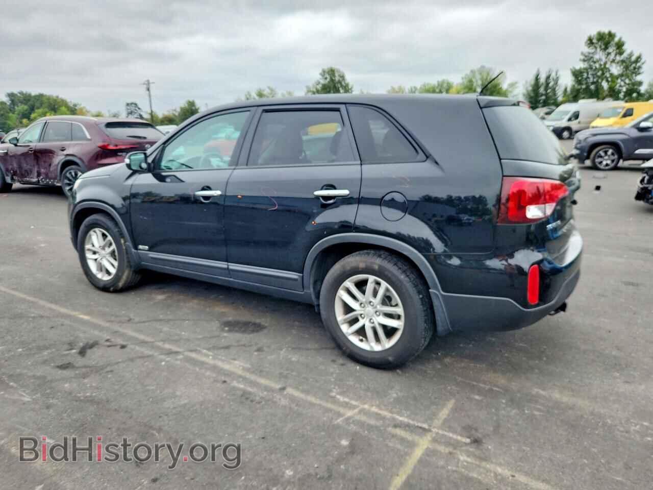 2014 KIA SORENTO - VIN: 5XYKTCA65EG486715 - Фото 2