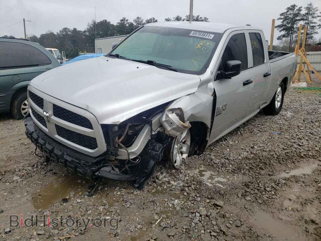 2019 RAM 1500 - VIN: 1C6RR6FG4KS586138 - Фото 2