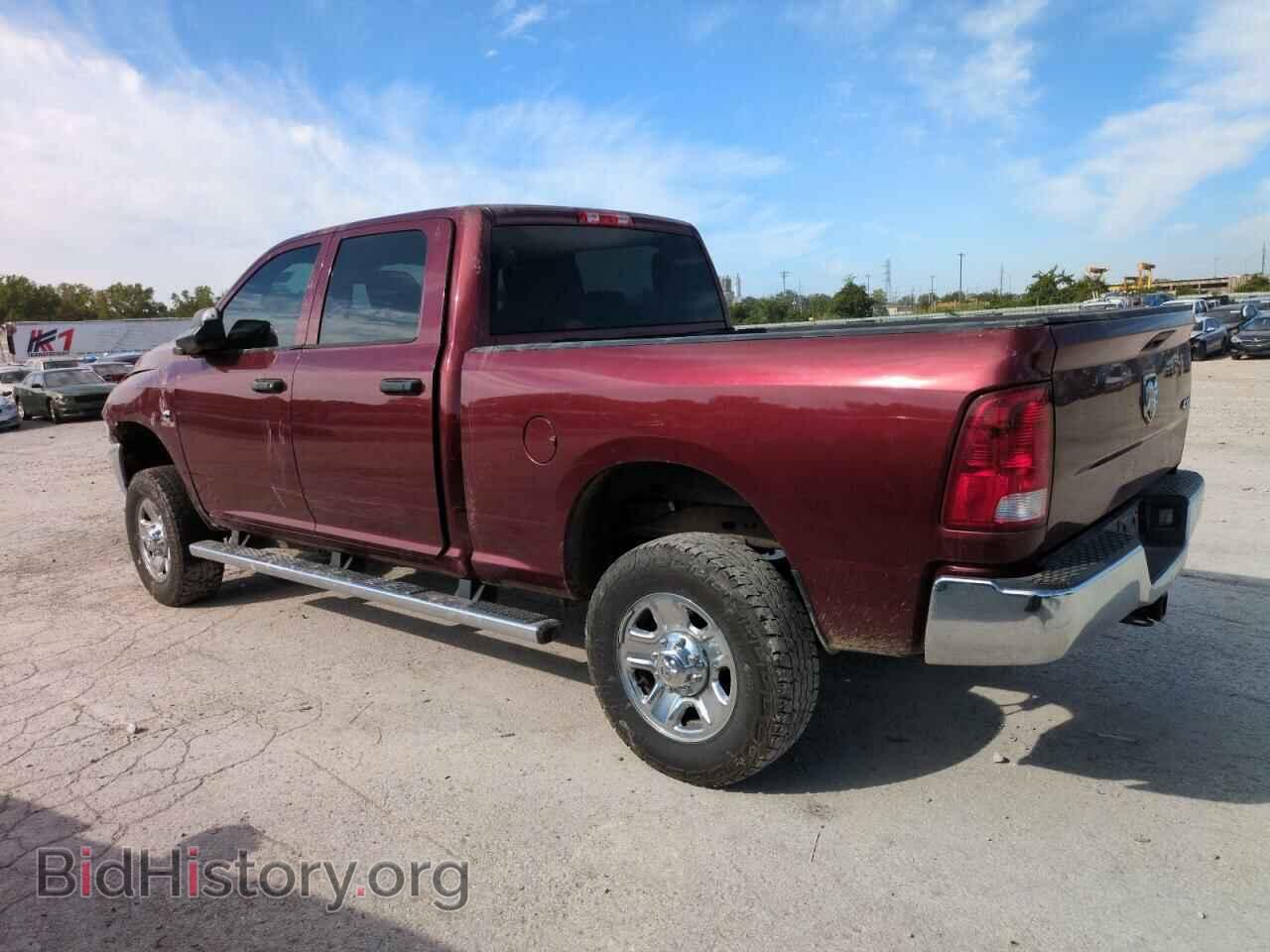 2016 RAM All Models - VIN: 3C6UR5CL9GG187732 - Фото 2