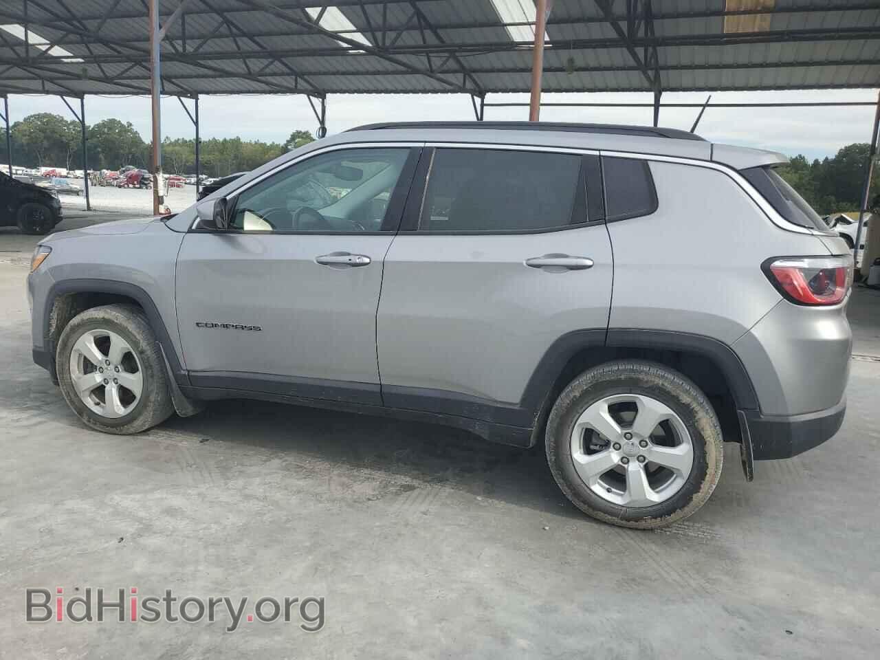 2018 JEEP COMPASS - VIN: 3C4NJCBB8JT241067 - Фото 2