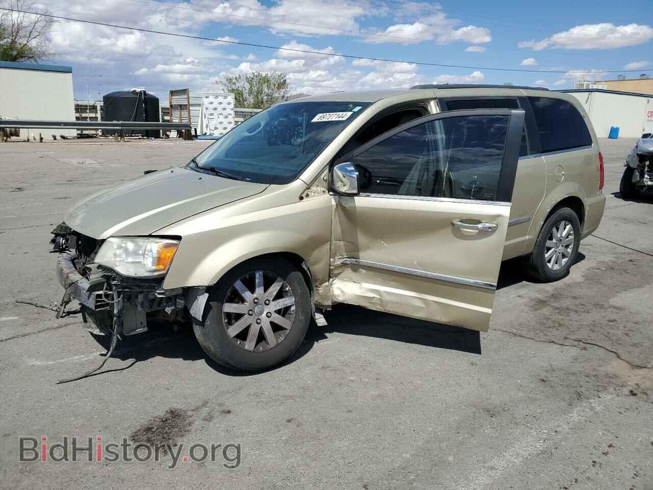 Photo 2A4RR8DG7BR786059 - CHRYSLER MINIVAN 2011