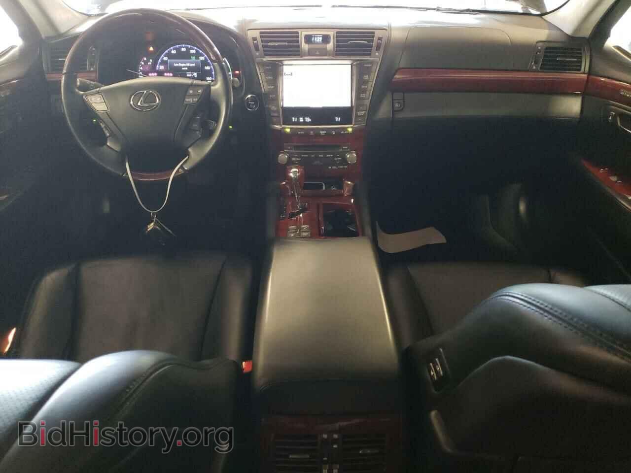 2012 LEXUS LS600 - VIN: JTHDU1EF4C5015292 - Photo 8