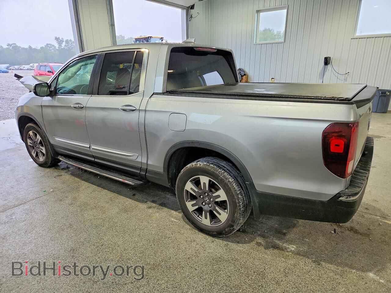 2017 HONDA RIDGELINE - VIN: 5FPYK3F55HB014725 - Photo 2