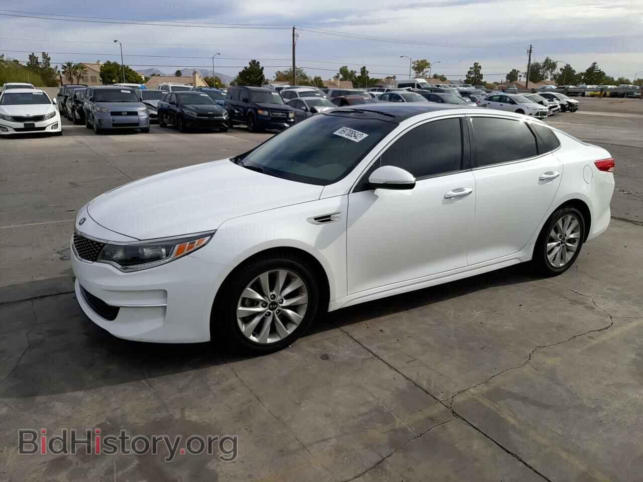 Photo 5XXGU4L36JG225765 - KIA OPTIMA 2018