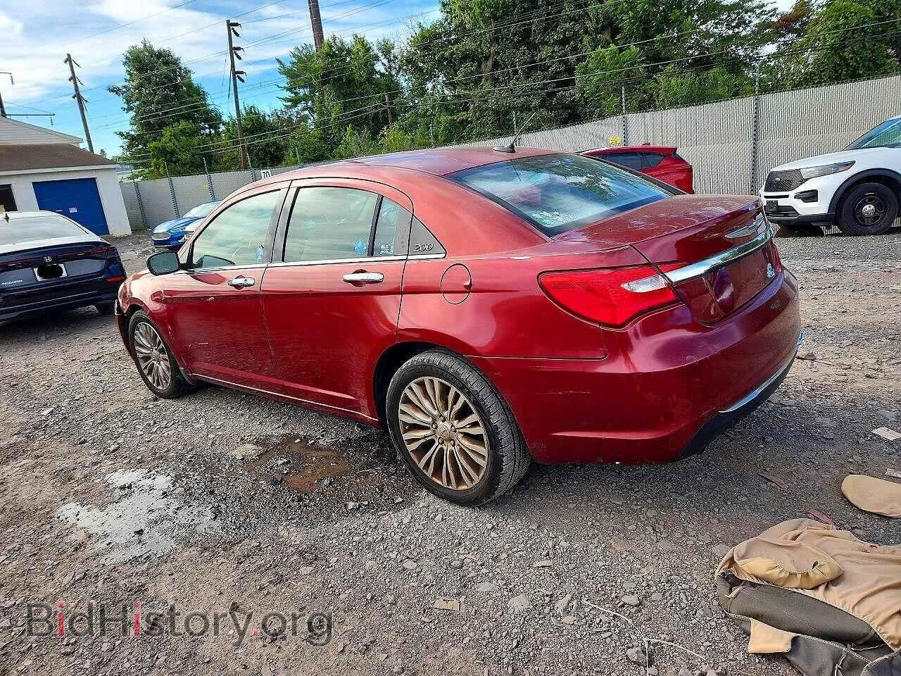 2012 CHRYSLER 200 - VIN: 1C3CCBCGXCN250673 - Photo 2