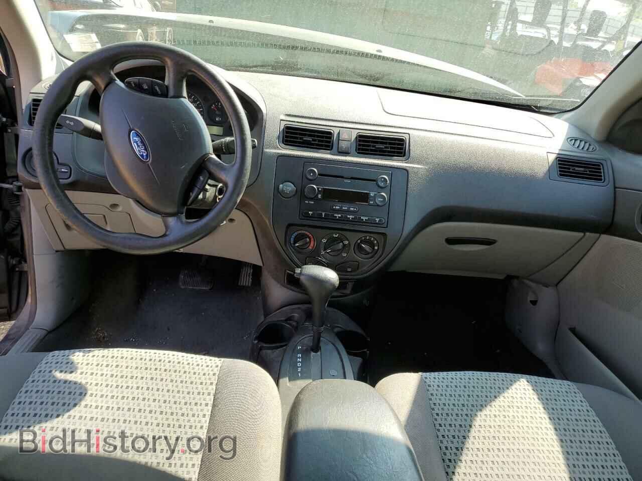 2007 FORD FOCUS - VIN: 1FAHP34N97W173776 - Фото 8